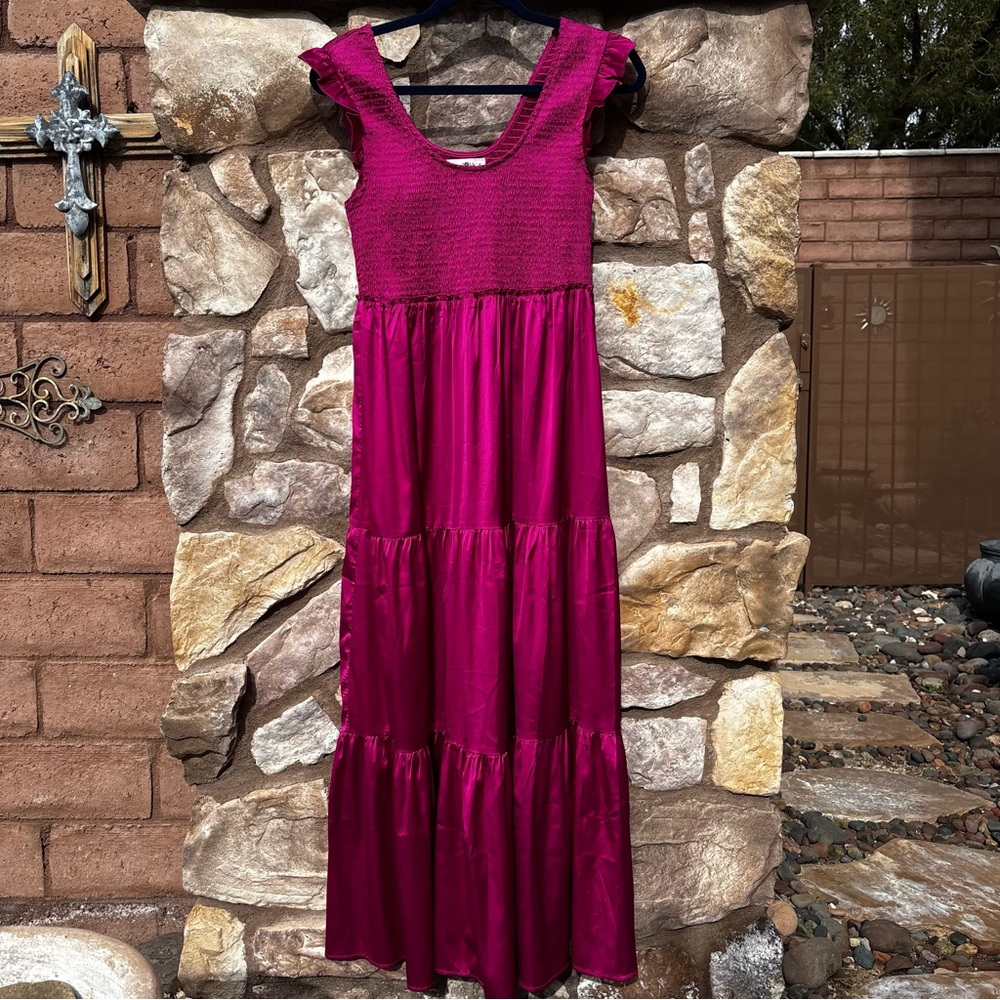 Natural Life Smocked Maxi Dress Satin Fuchsia Pink Size Small Tiered